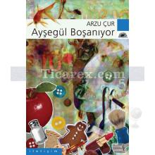 aysegul_bosaniyor